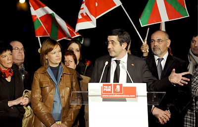 Los favoritos empiezan la campaña vasca recelando unos de otros
