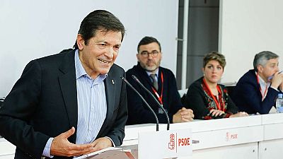 Javier Fernández pide reflexión y lealtad al PSOE