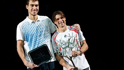 Ferrer se agiganta en París