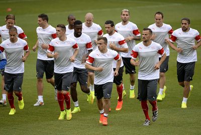 Suiza: Veteranía solvente y talento joven