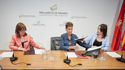 Chivite firma un gobierno "de progreso" con Geroa Bai y Contigo-Zurekin y dice tener "el apoyo" para ir a la investidura
