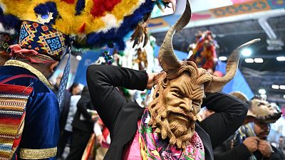 Artesanía indígena, cata de quesos y postres y un simulador de 'rafting': la lluvia de estímulos de Fitur 2026