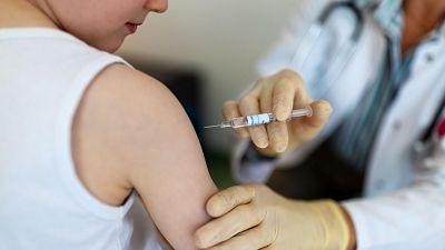 Florida será el primer estado de EE.UU. que dejará de exigir la vacunación obligatoria