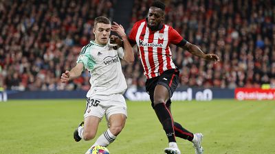 Osasuna sobrevive en San Mamés y le araña un empate al Athletic