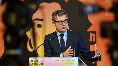 El Gobierno espera aprobar el martes la regularización de migrantes y Vox anuncia que lo llevará al Supremo