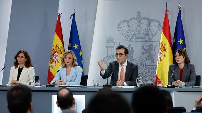 El Gobierno aprueba 2.084 millones de euros para Defensa a pesar de las "discrepancias sanas" entre PSOE y Sumar