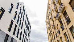 El Gobierno aprueba poner en alquiler 50.000 casas del banco malo, 15.000 aún sin construir
