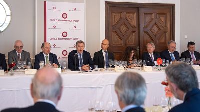El Gobierno califica la propuesta de Feijóo de "involución" y el PP les acusa de hacer "demagogia barata"