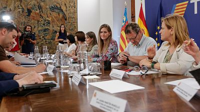 El Gobierno presenta a las víctimas de la dana un plan frente a inundaciones con una inversión de 530 millones de euros