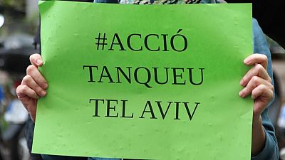 Un cartell de protesta demanant el tancament de l'oficina de la Generalitat a Tel Aviv / ACN Un cartell de protesta demanant el tancament de l'oficina de la Generalitat a Tel Aviv / ACN