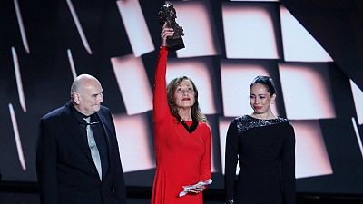 Carlos Saura agradece el Goya con un mensaje póstumo: "Me veo como una estrella errante en medio del cosmos"