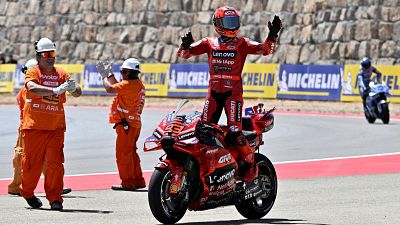 Marc Márquez suma su séptima victoria en una carrera 'sprint', con podio español