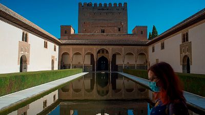 Granada, primera ciudad española en la que se decreta el toque de queda