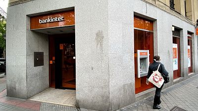 Los grandes bancos ganan 5.696 millones, un 14% más, pese a pagar 1.120 millones del nuevo impuesto al sector