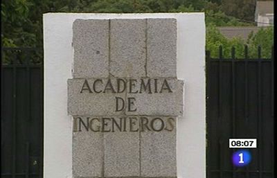 Varios grupos de escolares visitan a una base militar en Madrid en cuarentena por la gripe A - Ciencia y tecnología en Rtve.es | Ver