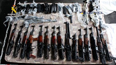 La Guardia Civil desarticula una banda internacional de tráfico de armas de guerra procedente de los Balcanes