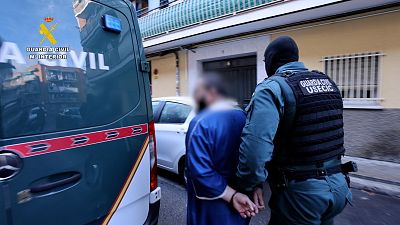 Detenido un profesor de árabe que captaba a menores para el Daesh en Madrid