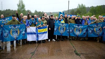 Ucrania y Rusia intercambian 205 prisioneros de guerra de cada bando como parte de la tregua del Día de la Victoria