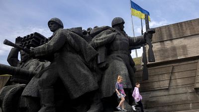 Kiev y Moscú aceptan una tregua de tres días a partir del sábado y un intercambio de prisioneros propuestos por Trump