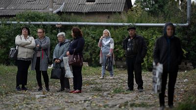 Los vecinos de Zaporiyia denuncian presiones para votar varias veces en el referéndum: "Es un invento"
