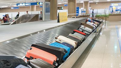 Ante la pérdida de mi maleta en el aeropuerto: ¿cómo puedo reclamar? ¿Tengo derecho a indemnización?