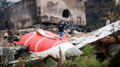 Hallada una de las dos cajas negras del avión de Air India siniestrado