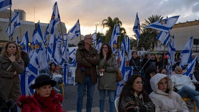 Hamás confirma que liberará el sábado a seis rehenes pese a la crisis por el cuerpo de Shiri Bibas