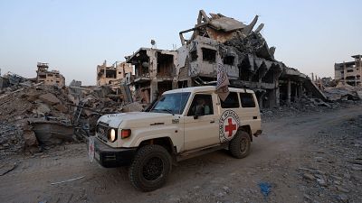 Israel confirma la identidad del cadáver del rehén entregado por Hamás y devuelve a Gaza 15 cuerpos de palestinos