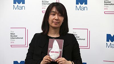 Han Kang: "Para mí escribir no es encontrar respuestas sino completar las preguntas"