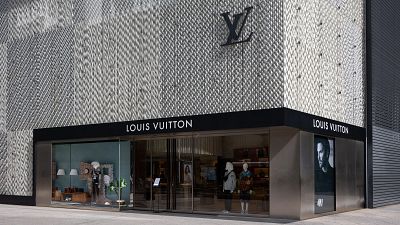 Hermès supera al gigante del lujo LVMH como empresa francesa con mayor capitalización en bolsa