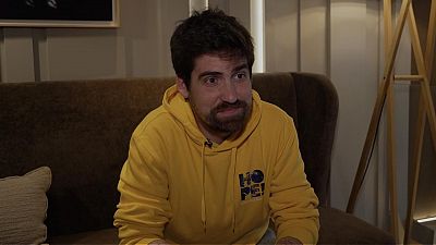 El creador de 'HOPE! Estamos a tiempo', Javier Peña: "No podemos resignarnos a ver el mundo arder"