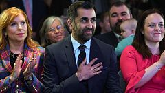 Humza Yousaf sustituye a Nicola Sturgeon como nuevo líder del SNP y será ministro principal de Escocia