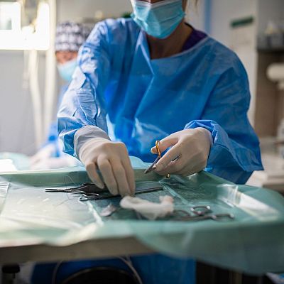 L’ENTRELLAT - La IA, clau per reduir cancel·lacions quirúrgiques a Bellvitge - L'Entrellat | Escoltar