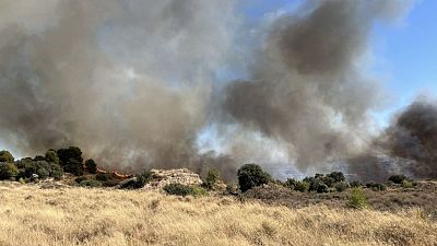 Fum d'un incendi a Alfarràs (Segrià) Fum d'un incendi a Alfarràs (Segrià)