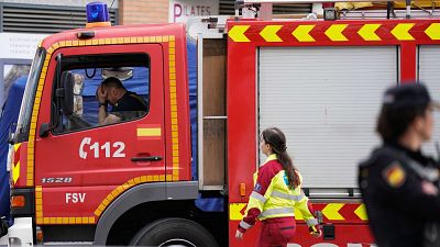 Mueren dos bomberos en un incendio en Alcorcón, que deja 15 heridos, uno en estado crítico