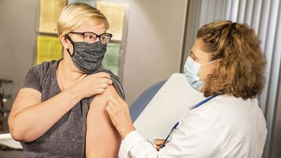 Salut recomana la vacunació per combatre els efectes de la grip (cdc | unsplash)