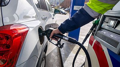 Els carburants s'han abaratit un 5,9% comparat amb els preus de fa un any Els carburants s'han abaratit un 5,9% comparat amb els preus de fa un any