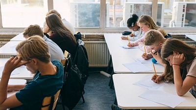 Informe PISA 2025: España cae hasta los peores resultados de su historia en matemáticas, lectura y ciencias