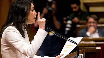 Los partidos no independentistas critican a un Torra "rebajado" por Puigdemont