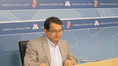 Dimite un procurador del PSOE en Castilla y León investigado por agresión sexual a un menor