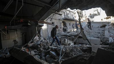 Israel bombardea el Hospital Al Ahli en ciudad de Gaza y los pacientes son evacuados