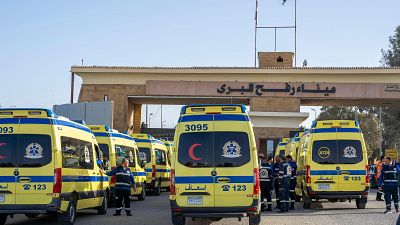 Israel reabre en un proyecto "piloto" el cruce de Ráfah pero no permitirá el paso de residentes de Gaza hasta el lunes