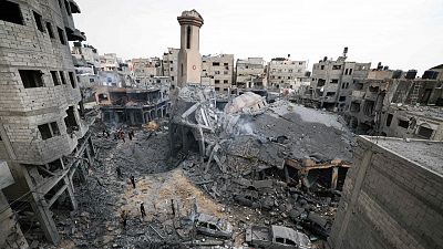Israel impone un "asedio total" a Gaza y corta el suministro de electricidad, alimentos y combustible