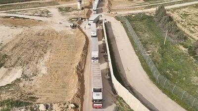 Israel acuerda autorizar la entrada de ayuda humanitaria a Gaza por otro paso para descongestionar Ráfah