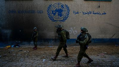 Israel prohíbe por ley a la agencia de la ONU para los refugiados palestinos operar en el país