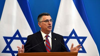 Israel recrimina a Sánchez que "animase" a los manifestantes y le responsabiliza de la cancelación de La Vuelta