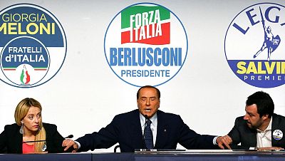 Cómo la ultraderecha ha fagocitado a la derecha en Italia: "Berlusconi los legitimó, y de esos polvos estos lodos"