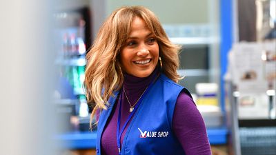 Jennifer López miente en su CV para cambiar su vida en 'Jefa por accidente': todo sobre la película Jennifer López miente en su CV para cambiar su vida en 'Jefa por accidente': todo sobre la película