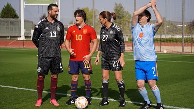MasterChef Navidad | Jordi Cruz y Pepe Rodríguez, delanteros de La Roja por un día