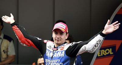 Jorge Lorenzo renueva con Yamaha hasta 2014